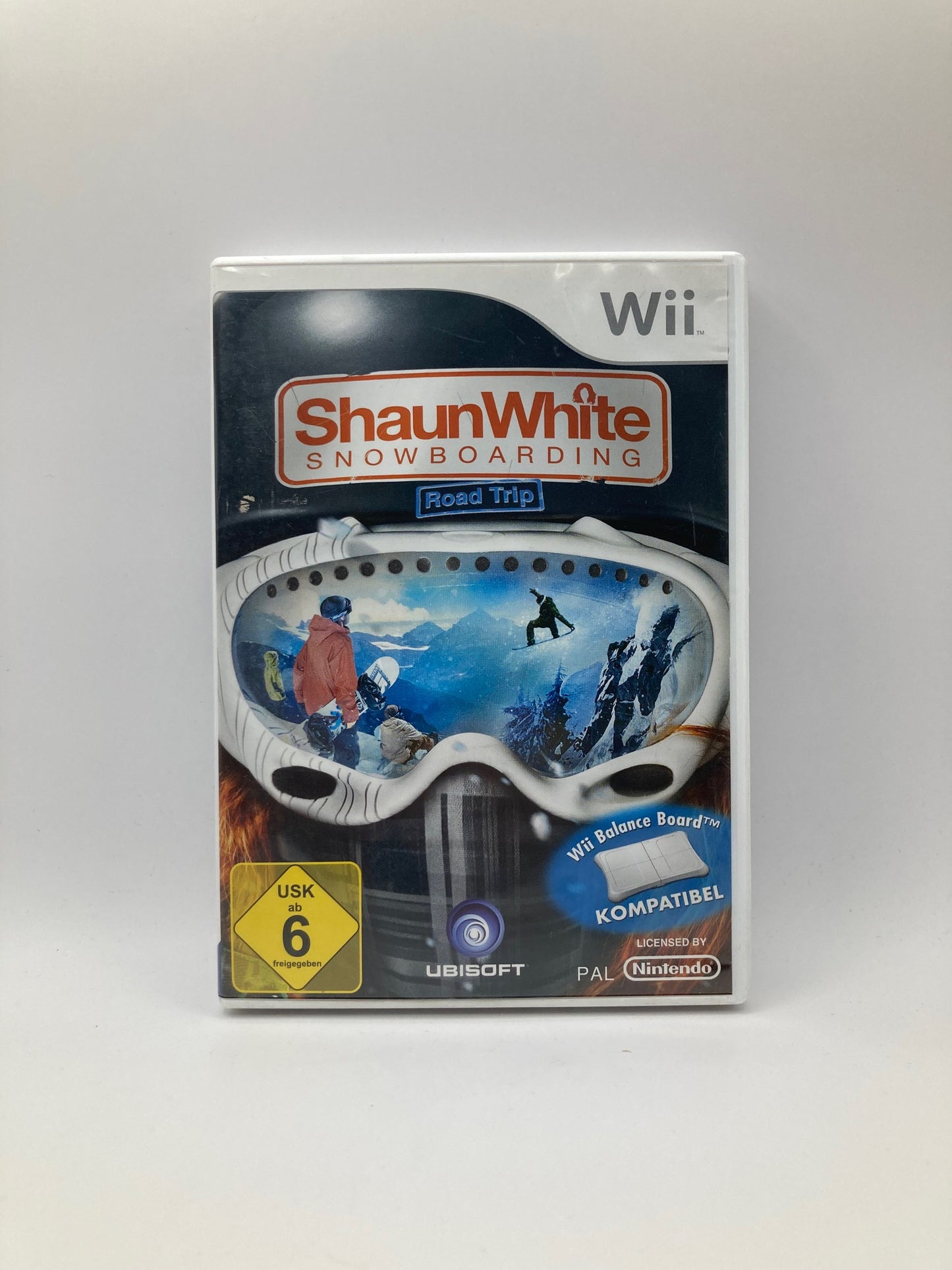 Shaun White Snowboarding